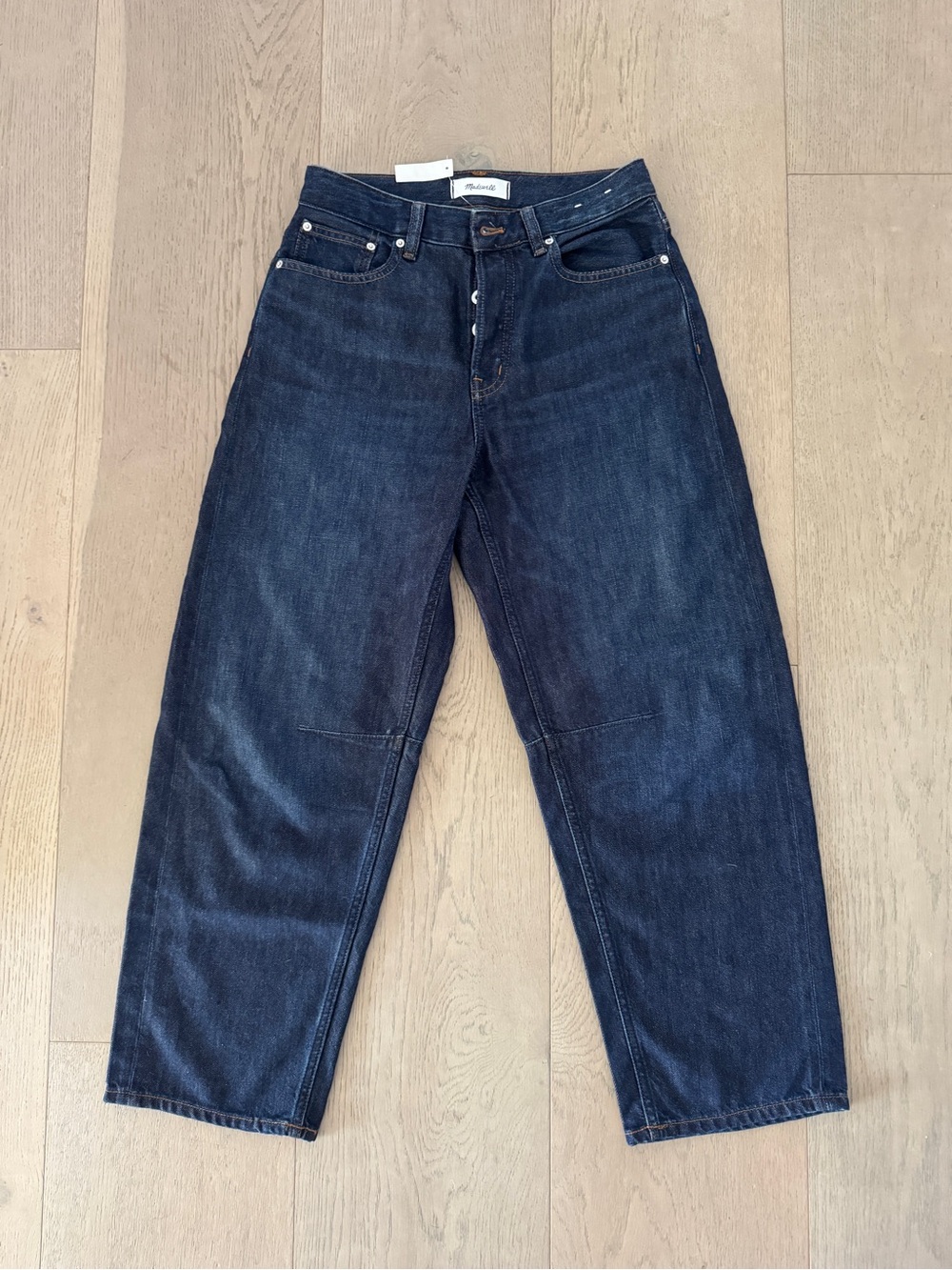 Madewell The Curvy Darted Barrel-Leg Jean in SoftDrape - 25